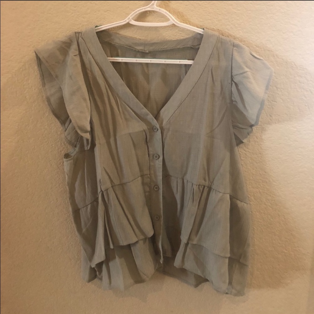 •SHEIN• super cute peplum top